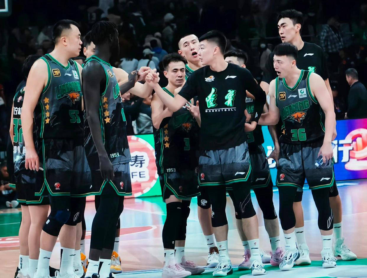 清晨山东男篮队长鼓劲：NBA总决赛节点到来，球迷炸锅，阵容厚度经受考验的简单介绍-开云首页APP