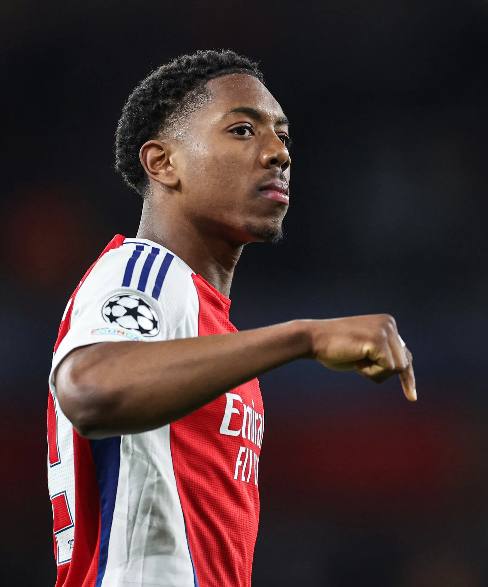 关于里程碑夜！阿森纳主帅复盘，法甲转会期刷纪录，引发热议，球队文化再被提及的信息