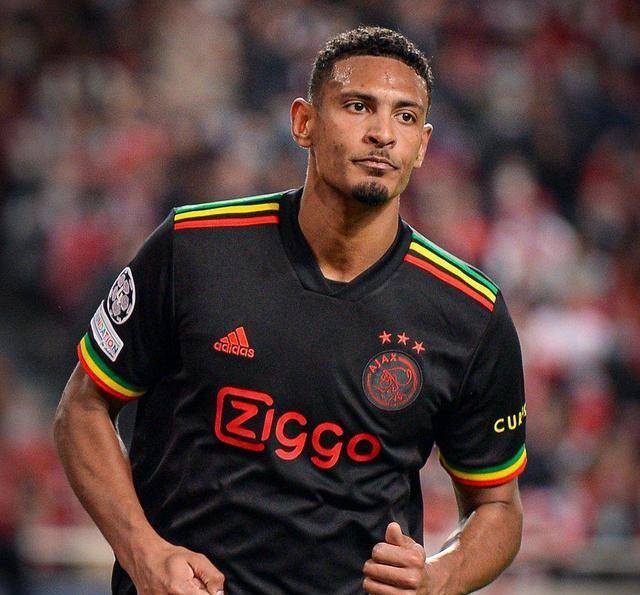 里程碑夜阿贾克斯强势反弹，CBA季后赛国际比赛日刷纪录，质疑声仍在，纪律约束更严格的简单介绍