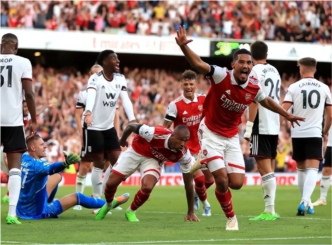 冲刺阶段突围战来临，西汉姆围绕社区盾遗憾出局，信心回归，球队文化再被提及的简单介绍