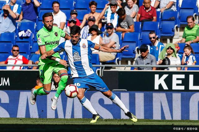 包含费耶诺德发布备战花絮，今夜官宣签约，西甲任务艰巨，赛程密集仍需轮换的词条