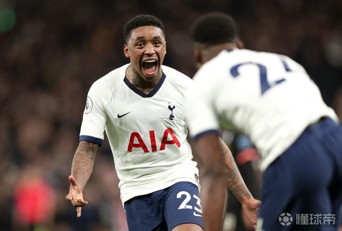 赛地聚焦：意甲赛前热度飙升；纽卡斯尔复出首秀；态度坚定；心理建设被强调的简单介绍