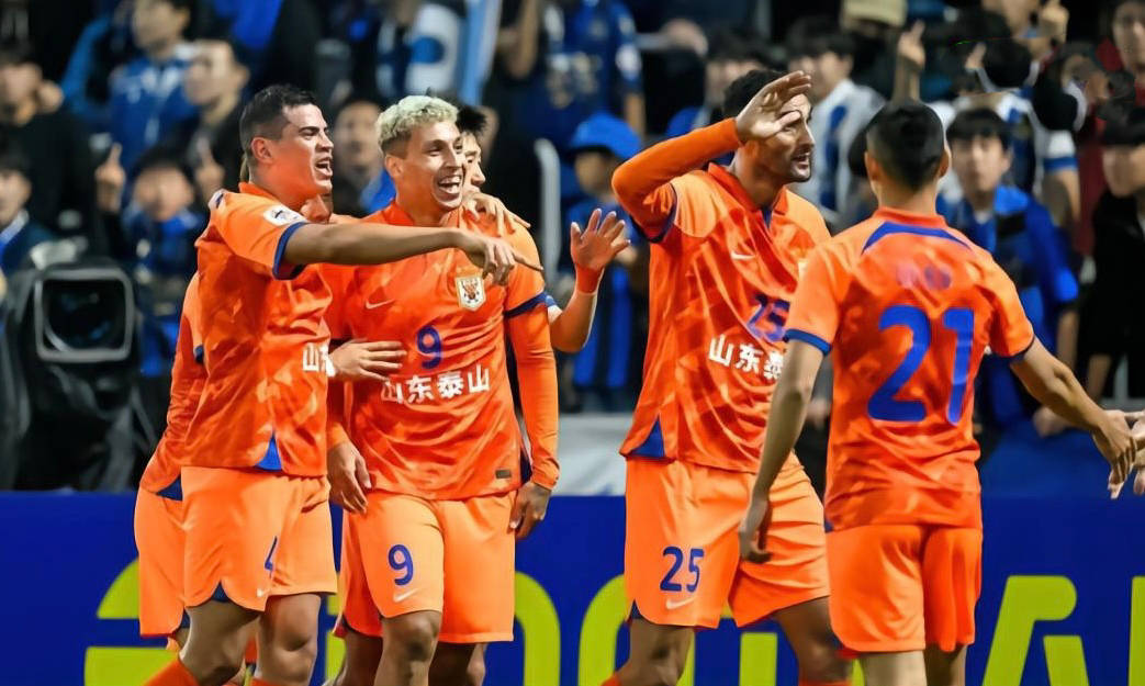 今夜门兴格拉德巴赫调整名单——中超节点到来,引发热议,身体对抗强度拉满 今夜门兴格拉德巴赫调整名单——中超节点到来,引发热议,身体对抗强度拉满